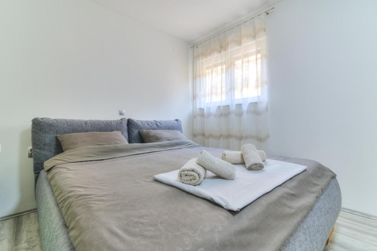 Apartment Luka Senj  Exterior photo